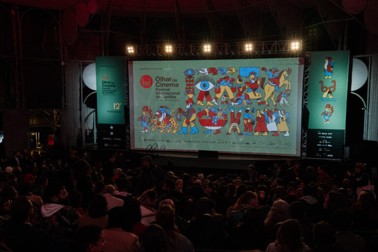 Olhar de Cinema abre inscrições para voluntários interessados em atuar em um dos eventos mais importantes dedicados à sétima arte no Brasil